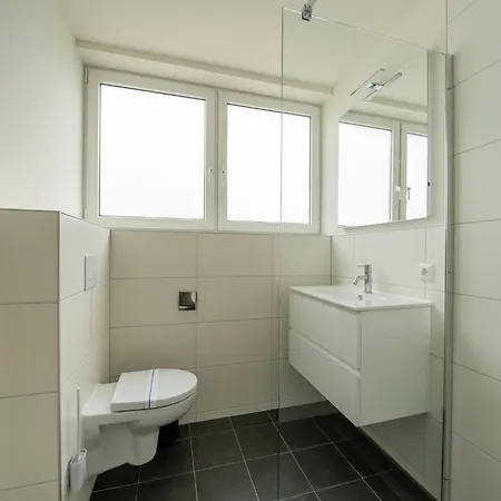 Brand New Near The Water * Simonshaven