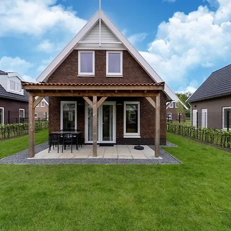 Brand New Near The Water * Simonshaven
