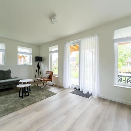 Nyaraló In South Holland By Stompaarde Plas