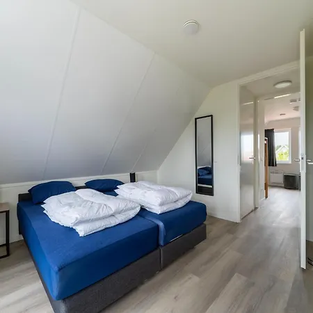 In South Holland By Stompaarde Plas *