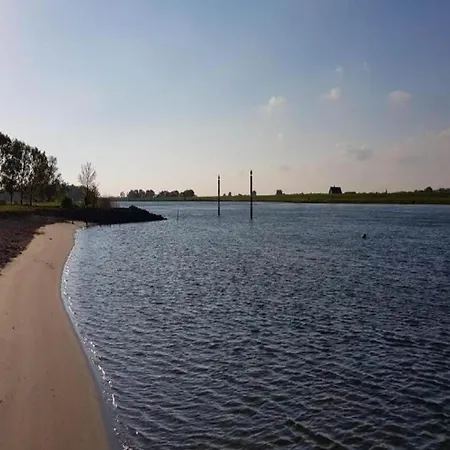 Nyaraló In South Holland By Stompaarde Plas *